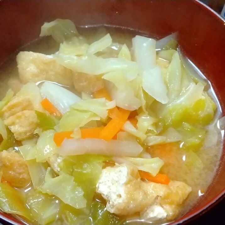 お腹に優しい キャベツたっぷり味噌汁 レシピ 作り方 By ゾルマッグ小腸液e Epsilon 楽天レシピ お腹に優しい キャベツたっぷり味噌汁 レシピ 作り方 By ゾルマッグ小腸液e Epsilon 楽天レシピ